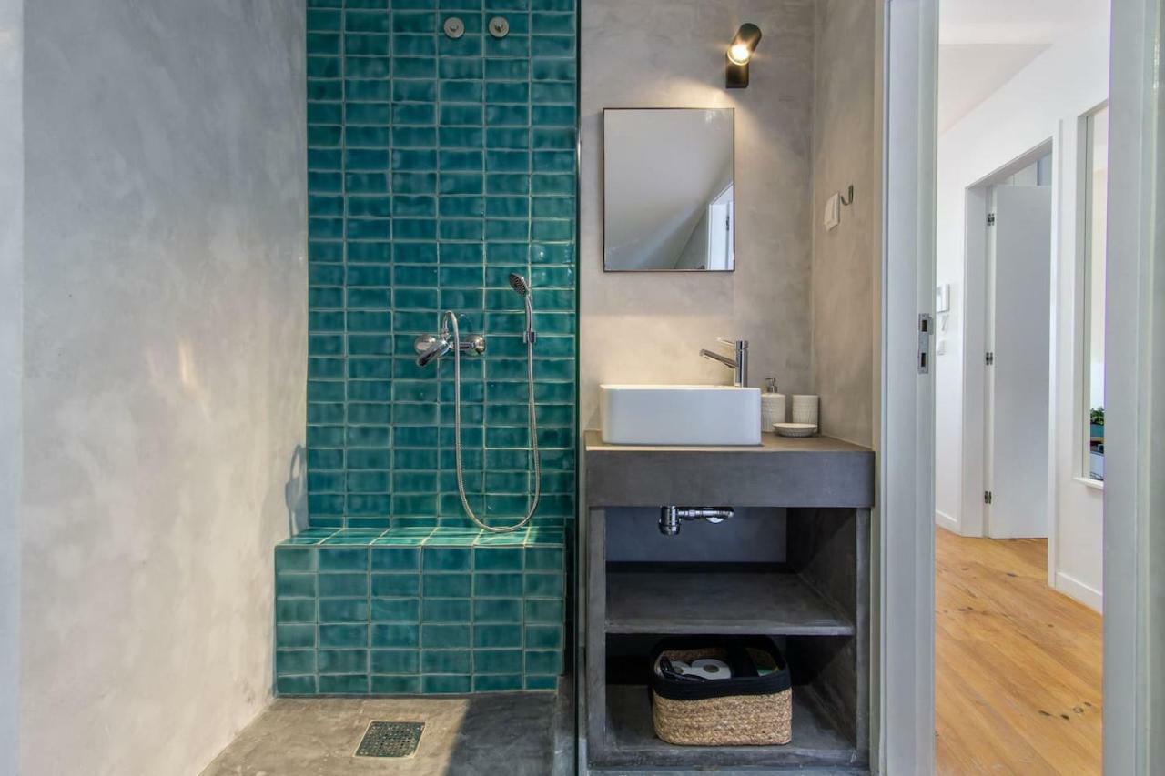 Lovelystay - Turquoise River View Ii * Lissabon